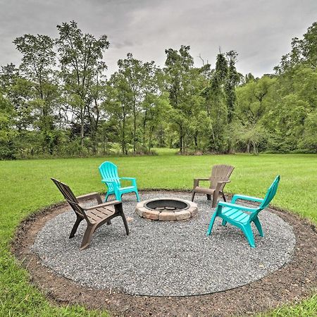 Hendersonville Home With Fire Pit 5 Mi To Downtown! Eksteriør bilde