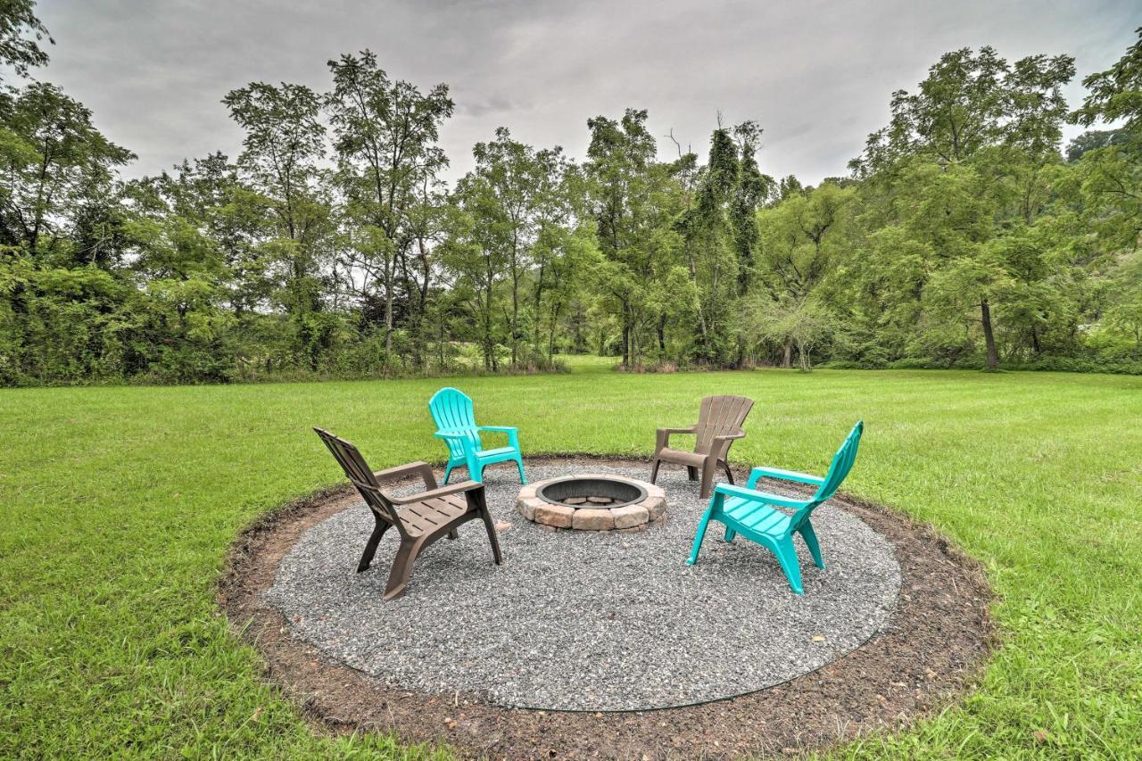 Hendersonville Home With Fire Pit 5 Mi To Downtown! Eksteriør bilde