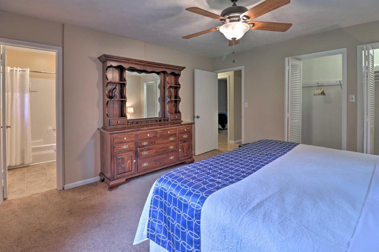Hendersonville Home With Fire Pit 5 Mi To Downtown! Eksteriør bilde