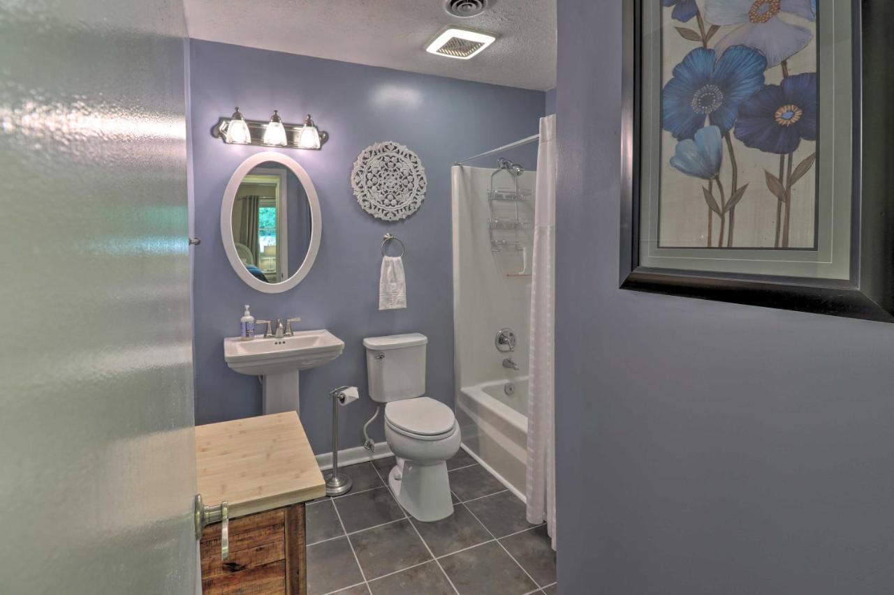 Hendersonville Home With Fire Pit 5 Mi To Downtown! Eksteriør bilde